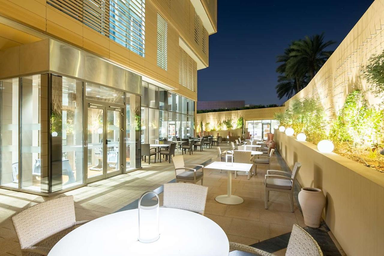 Radisson Blu Hotel & Residence, Riyadh Diplomatic Quarter Exteriör bild