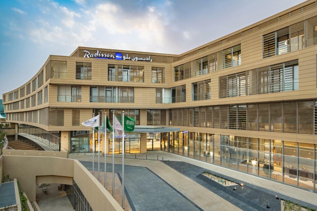 Radisson Blu Hotel & Residence, Riyadh Diplomatic Quarter Exteriör bild