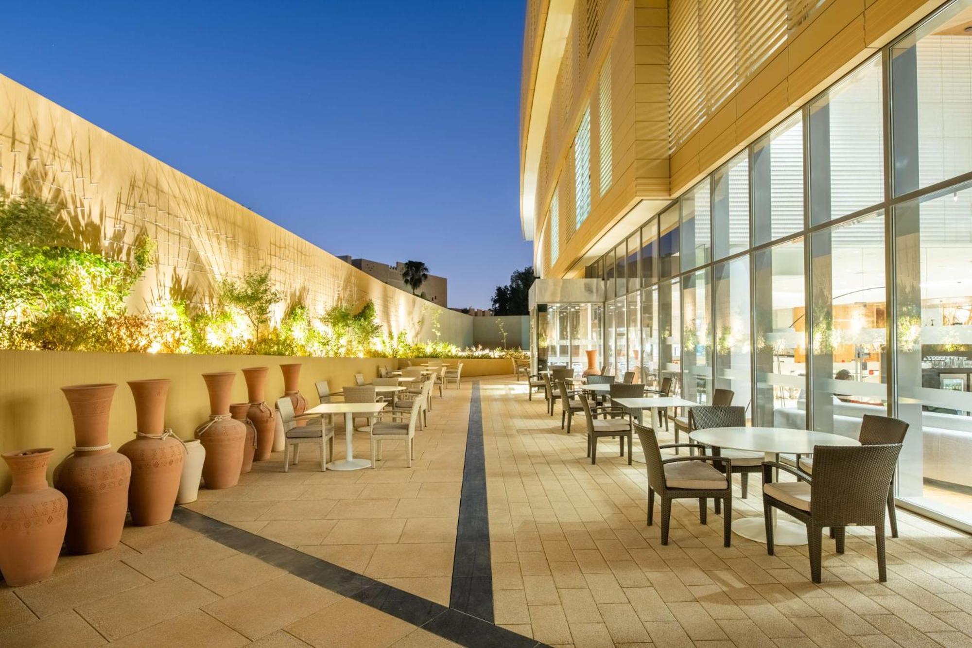 Radisson Blu Hotel & Residence, Riyadh Diplomatic Quarter Exteriör bild
